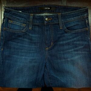 Joes Jeans Slim fit mini boot size 27 in dark wash